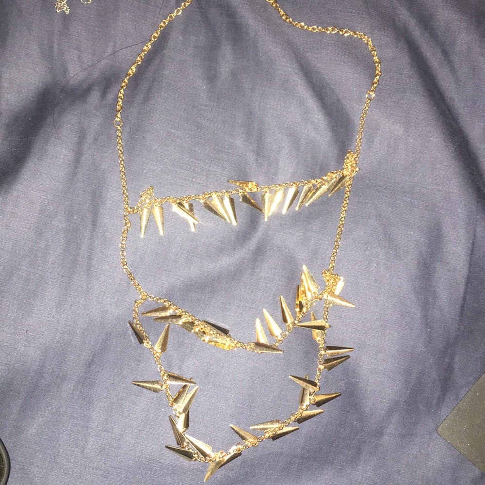 Three tier spike necklace